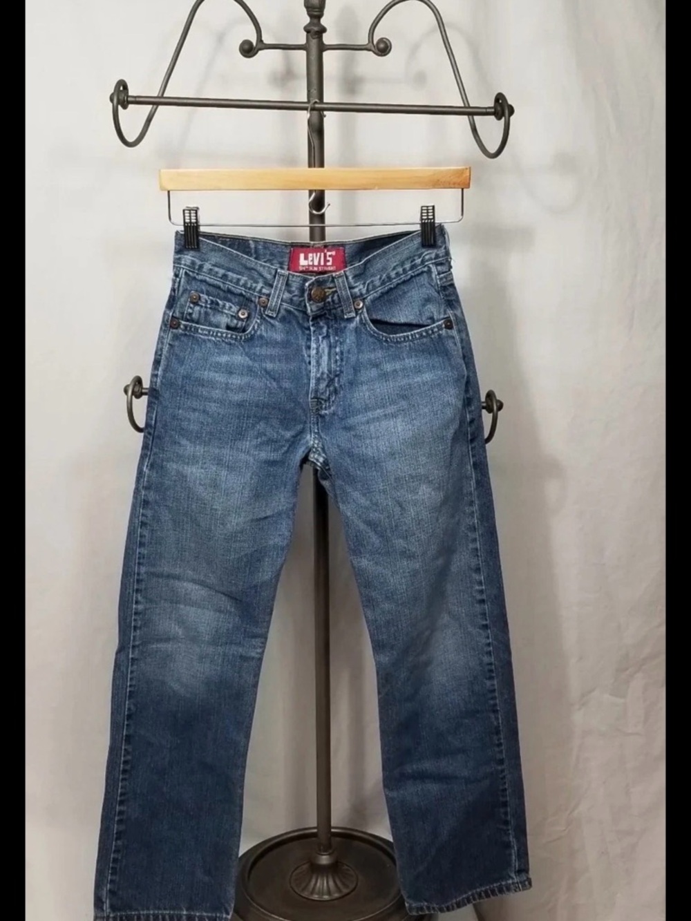 Vintage Levi 514 Slim Straight Jean Women 26 Medium Wash 100% Cotton Denim